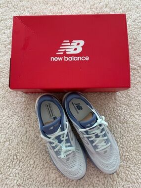 New Balance Women’s 1080v15 - Women’s Size 10 - Blue/Grey Running Shoe